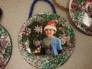 Holiday gift ideas for the classroom- making ornaments with your students